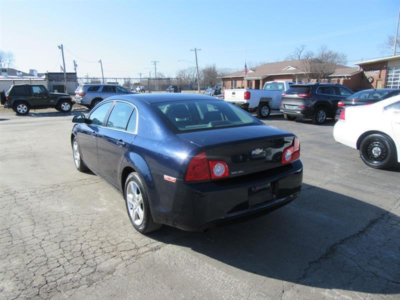 Chevrolet Malibu  2012