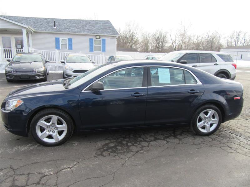 Chevrolet Malibu  2012