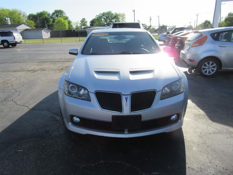 Pontiac G8  2009