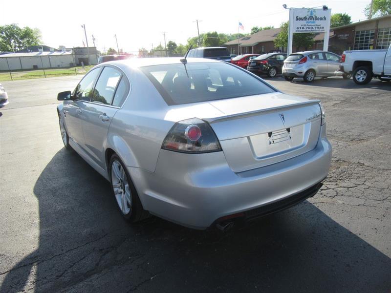 Pontiac G8  2009