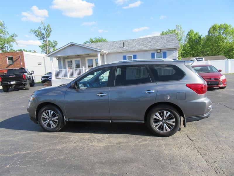 Nissan Pathfinder  2017