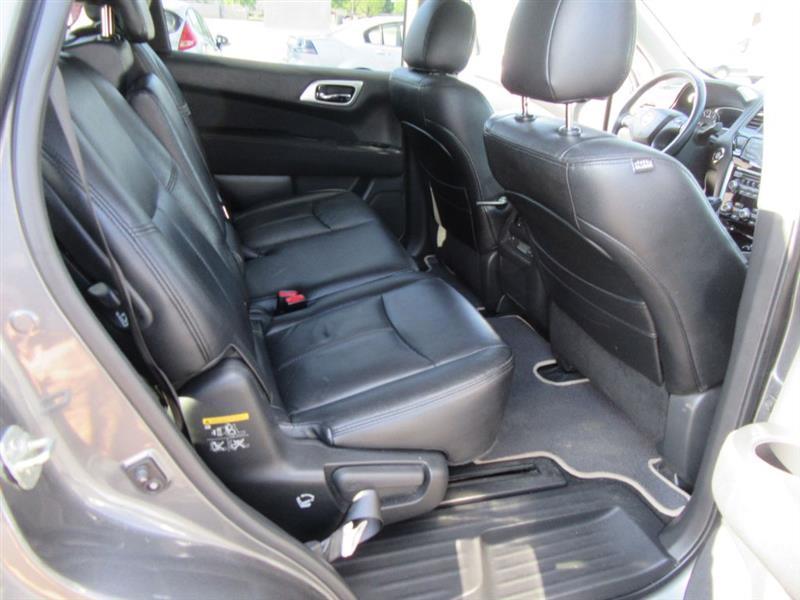 Nissan Pathfinder  2017