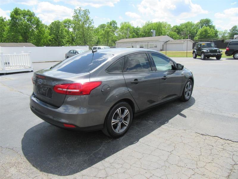 Ford Focus  2017