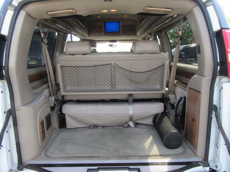 Chevrolet Express  2004