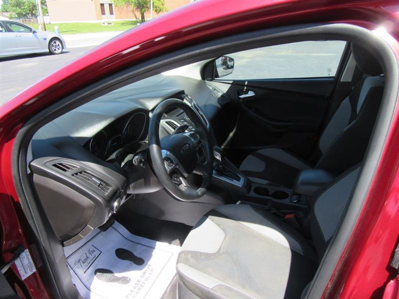 Ford Focus  2014
