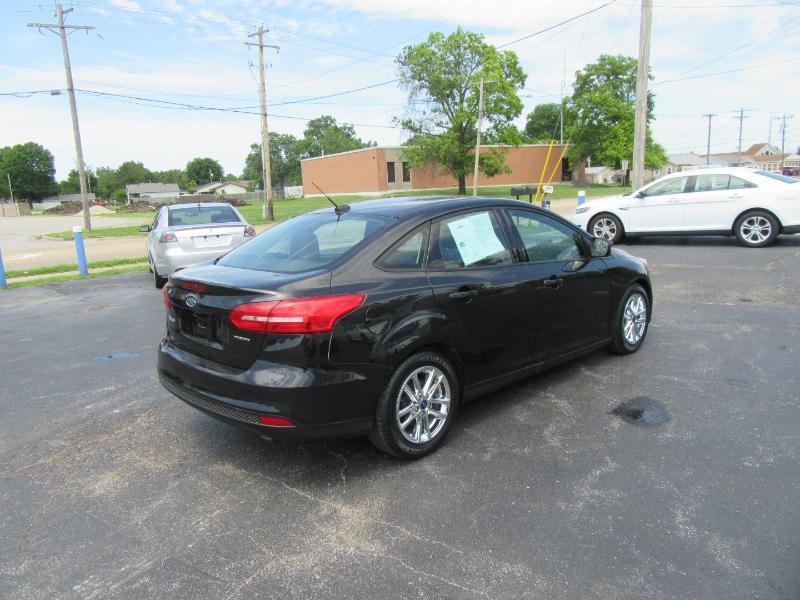 Ford Focus  2015