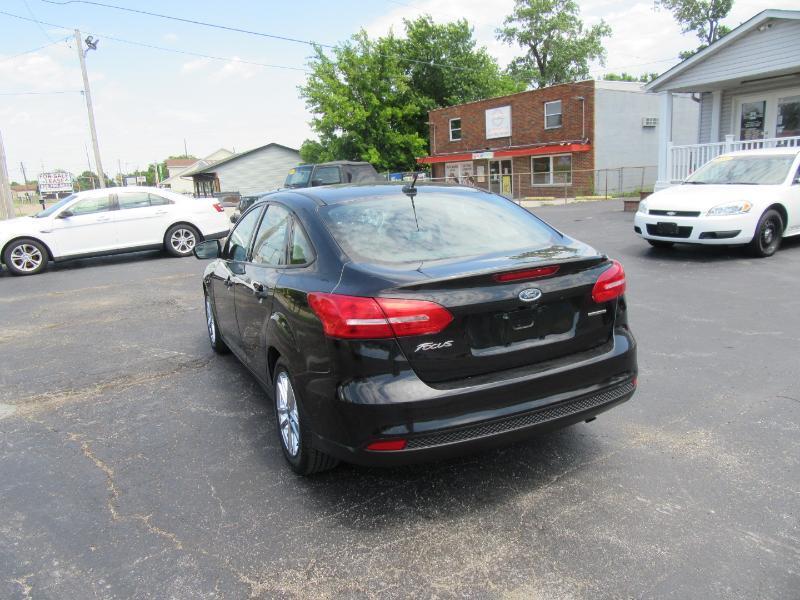 Ford Focus  2015