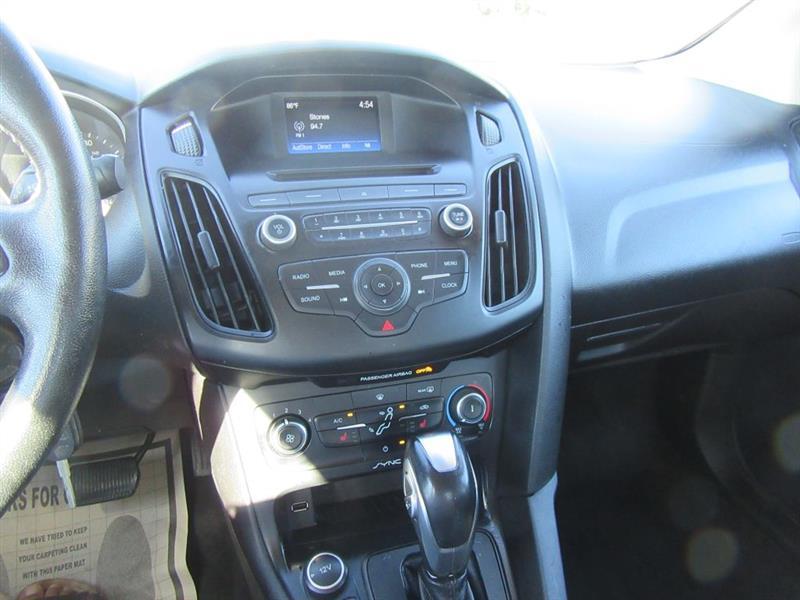 Ford Focus  2015