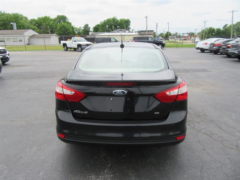 Ford Focus  2012