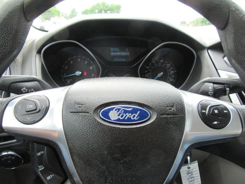 Ford Focus  2012