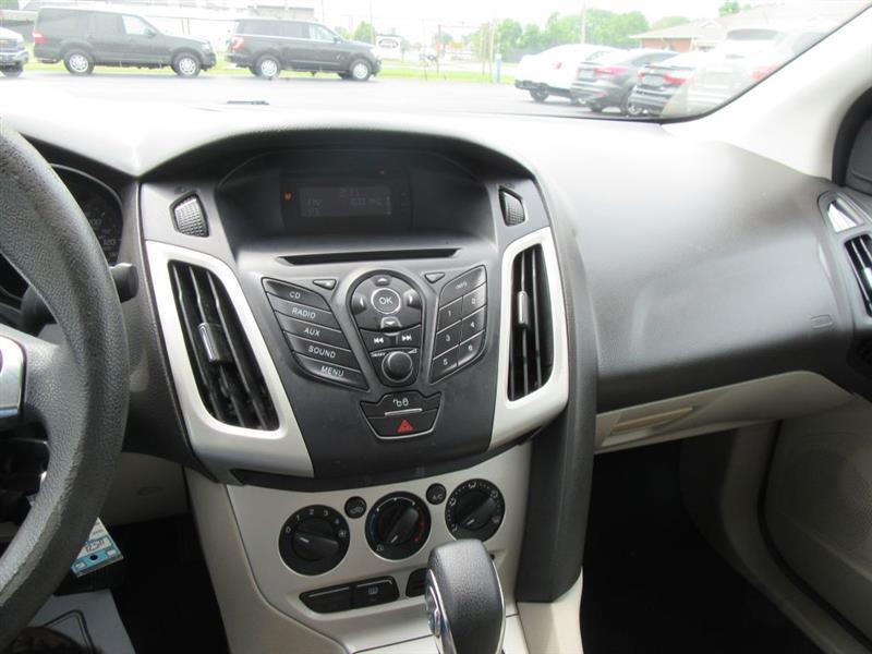 Ford Focus  2012