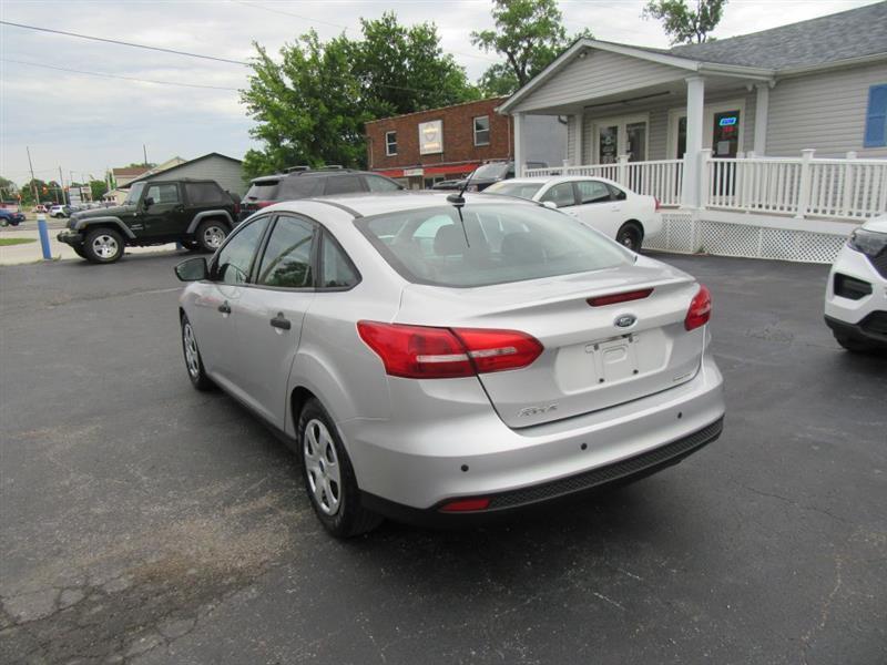 Ford Focus  2016