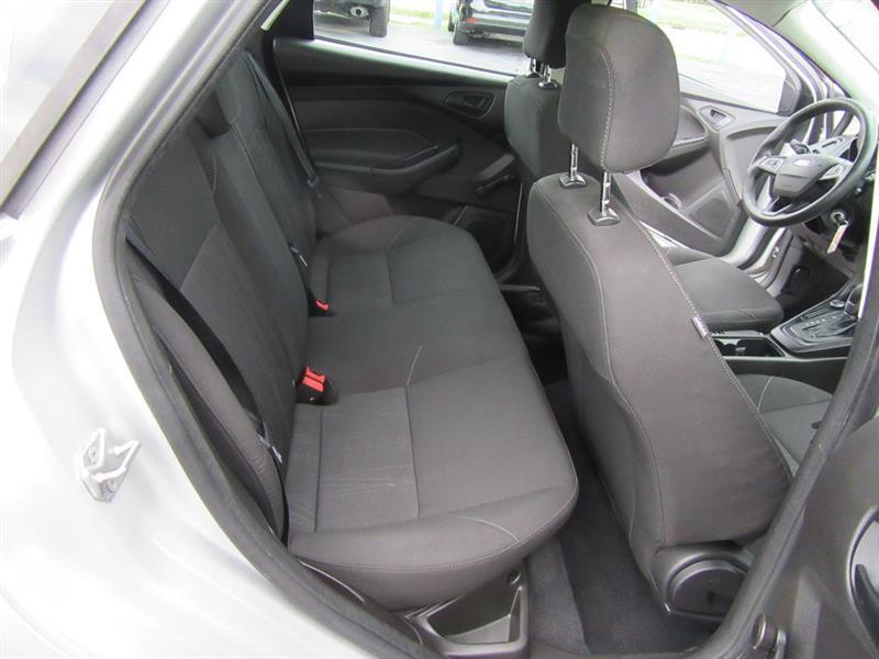 Ford Focus  2016