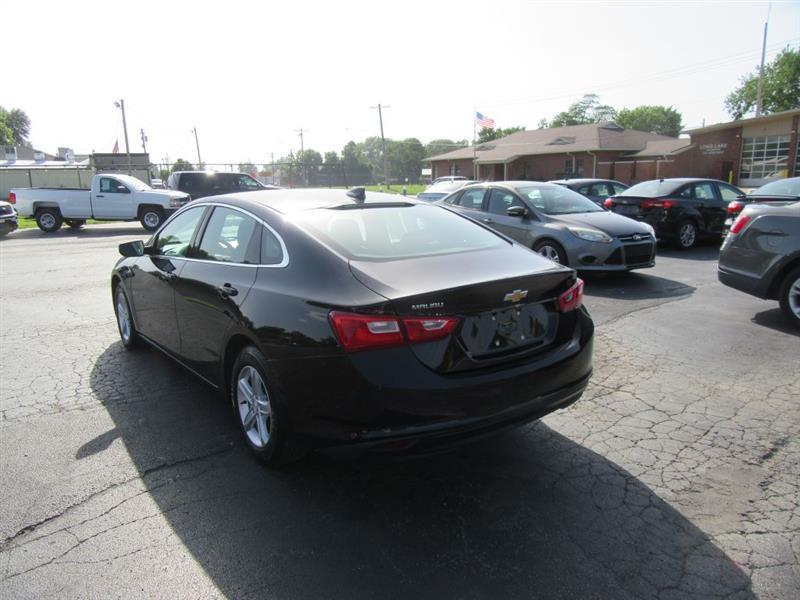 Chevrolet Malibu  2020