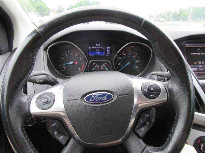 Ford Focus  2013