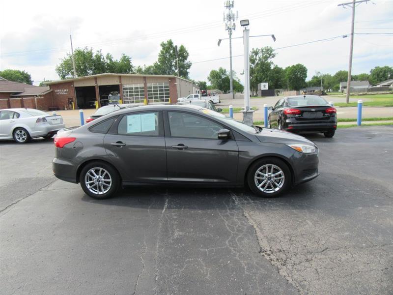 Ford Focus  2016