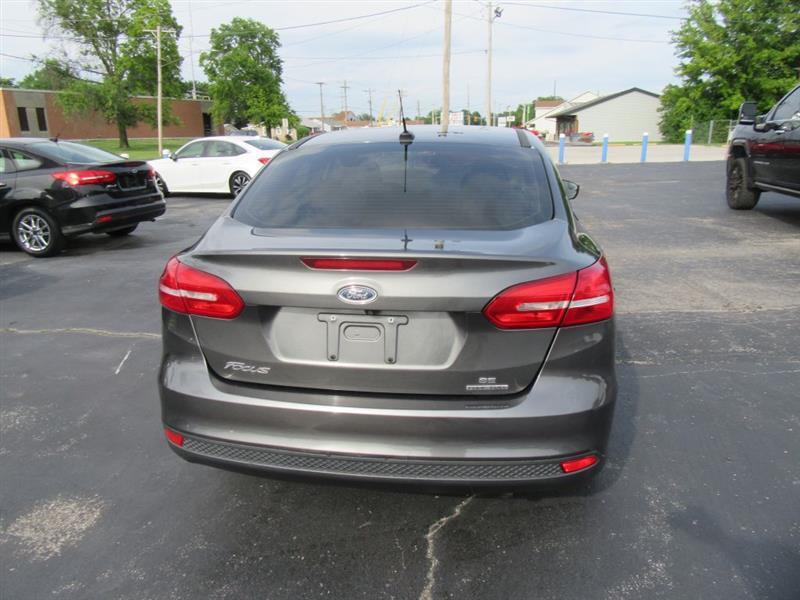 Ford Focus  2016