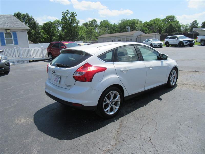 Ford Focus  2012