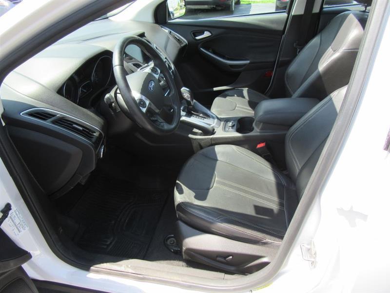 Ford Focus  2012