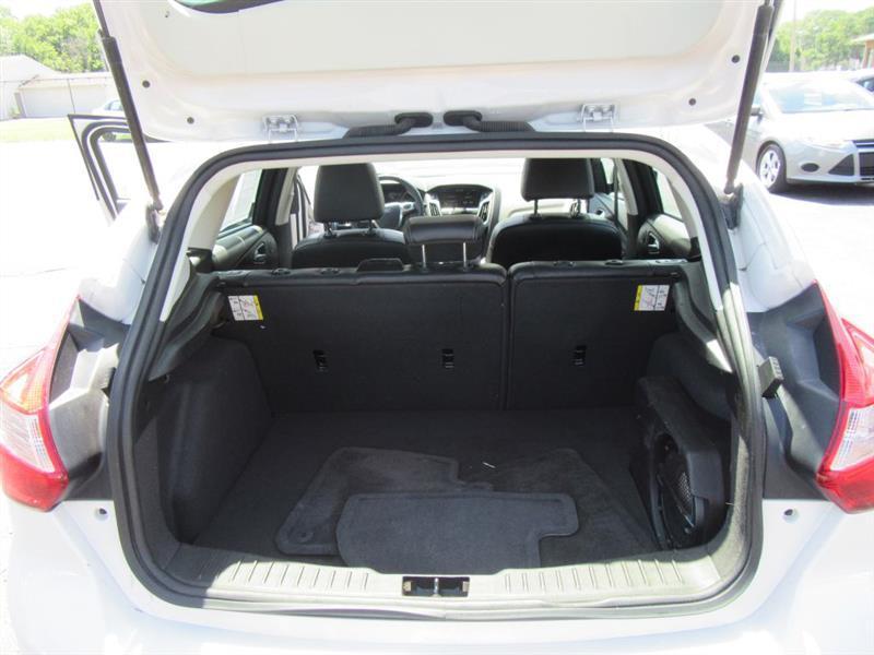 Ford Focus  2012