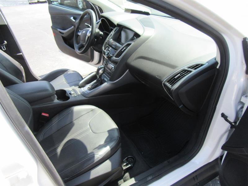 Ford Focus  2012