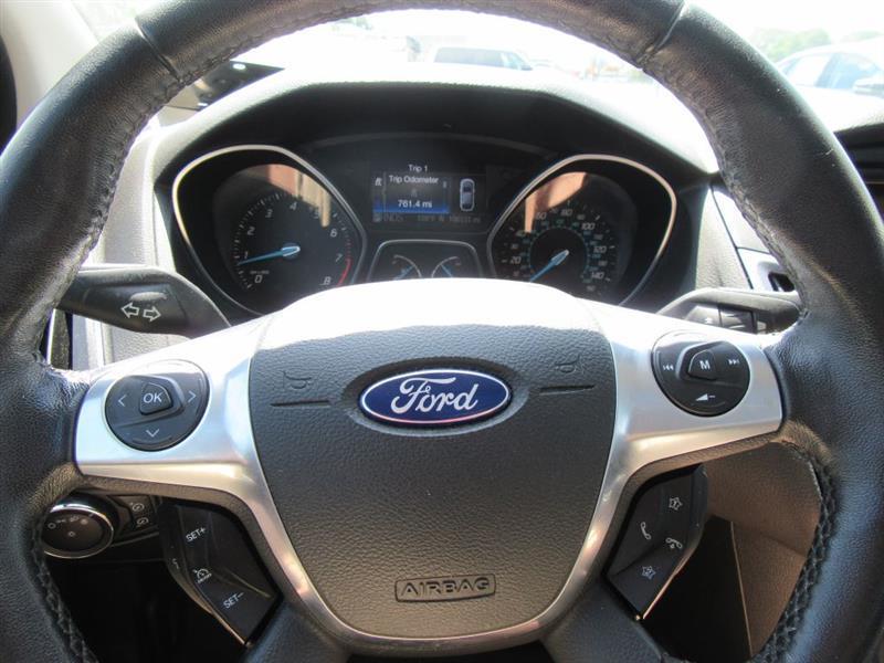 Ford Focus  2012