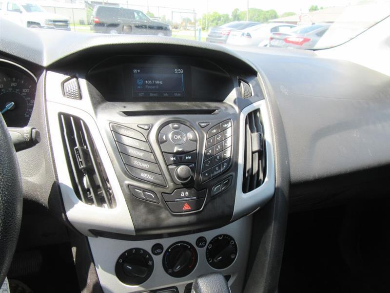 Ford Focus  2014