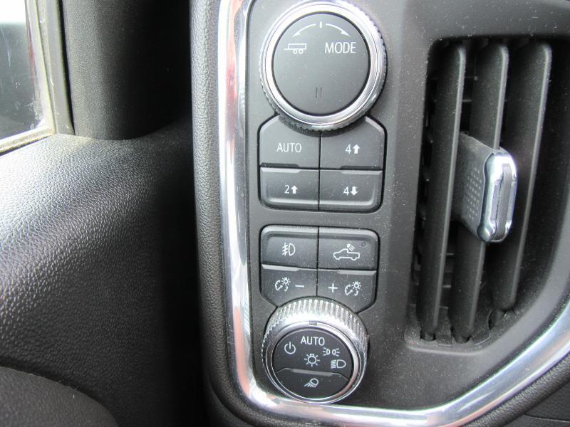 GMC Sierra 2500HD AT4 Crew Cab 4WD 2023