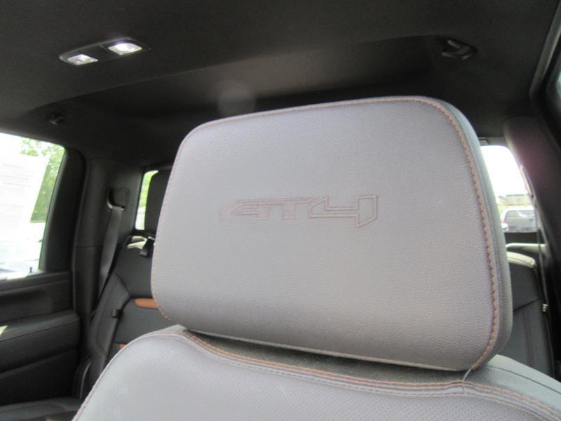 GMC Sierra 2500HD AT4 Crew Cab 4WD 2023