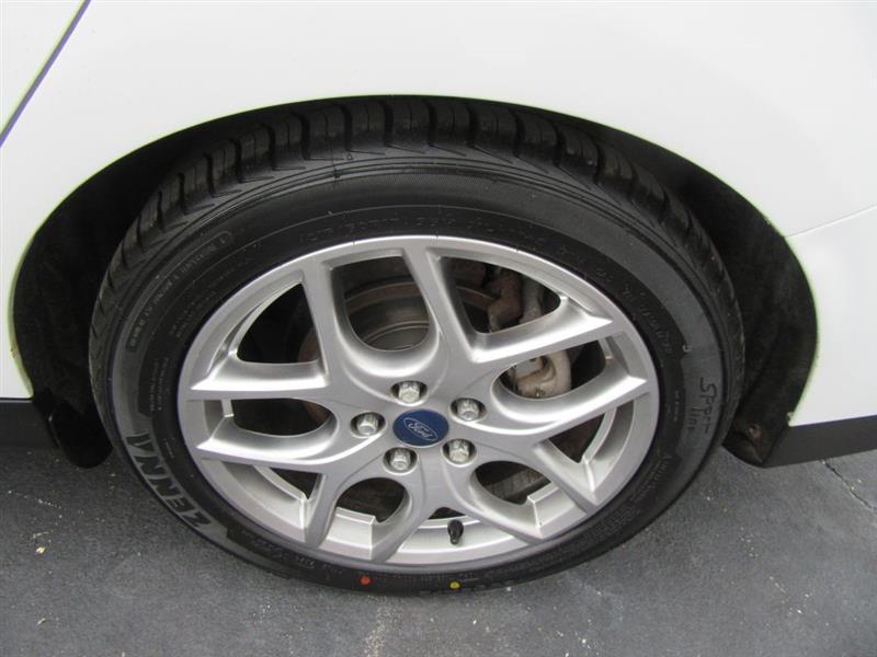 Ford Focus  2015