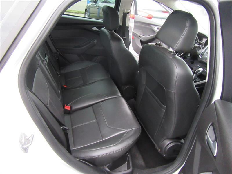 Ford Focus  2015