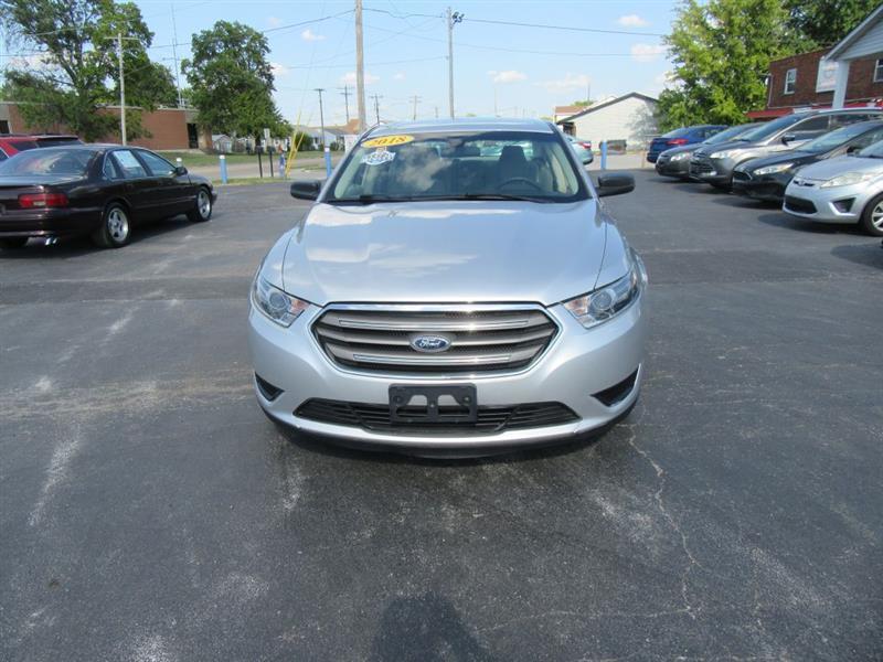 Ford Taurus  2018