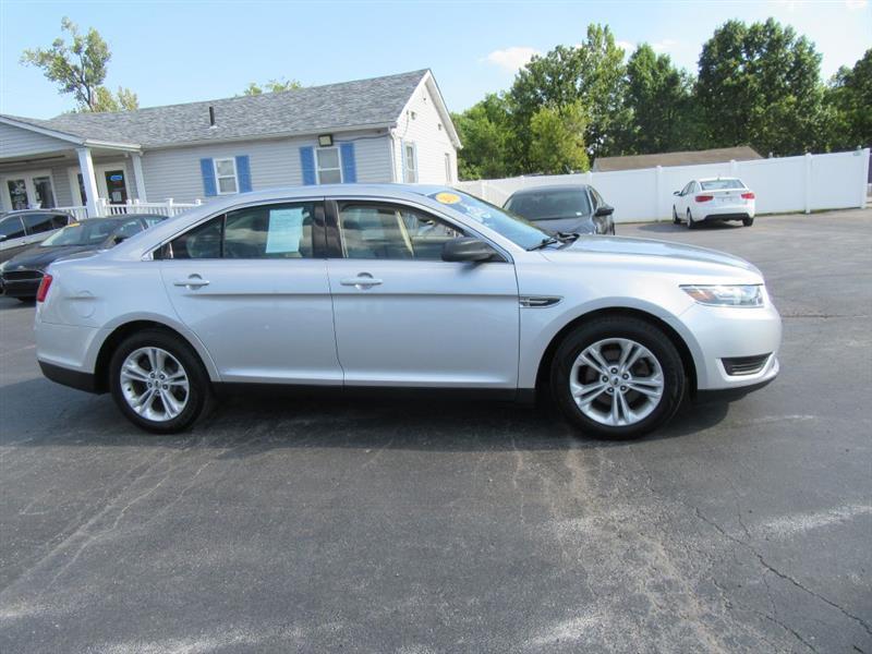 Ford Taurus  2018