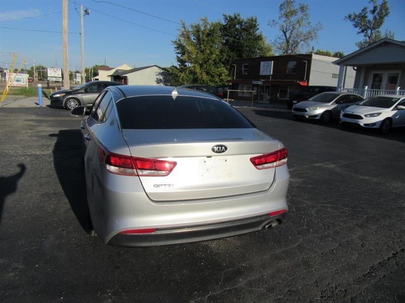 Kia Optima  2018