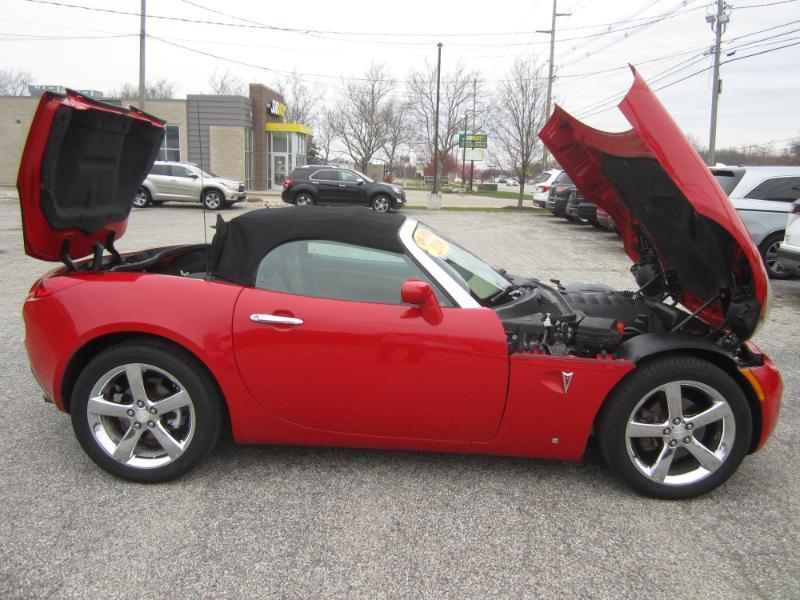 Pontiac Solstice 2dr Convertible 2006