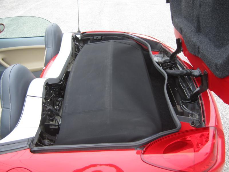 Pontiac Solstice 2dr Convertible 2006