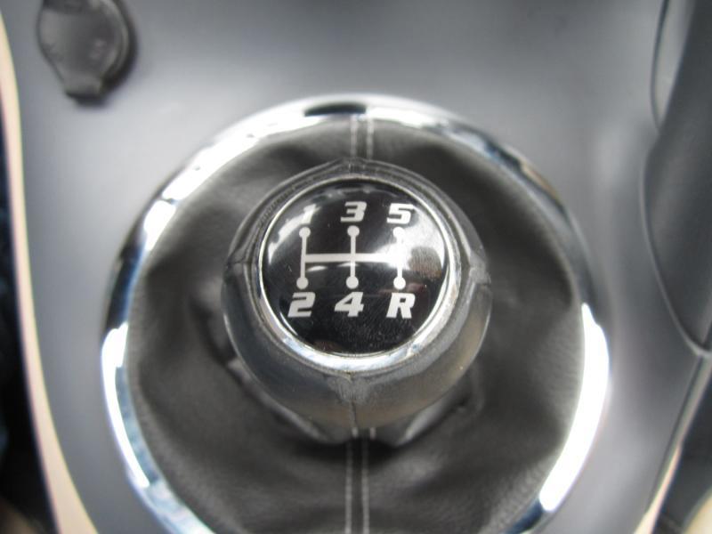 Pontiac Solstice 2dr Convertible 2006