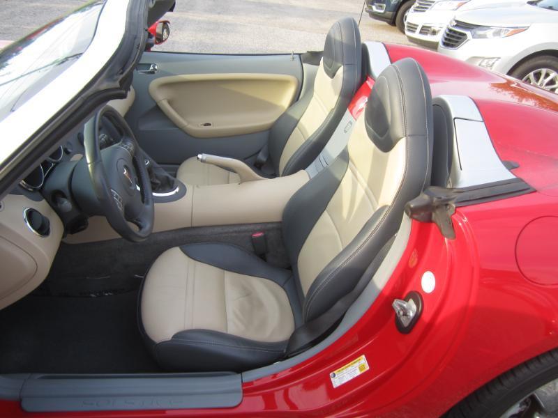 Pontiac Solstice 2dr Convertible 2006