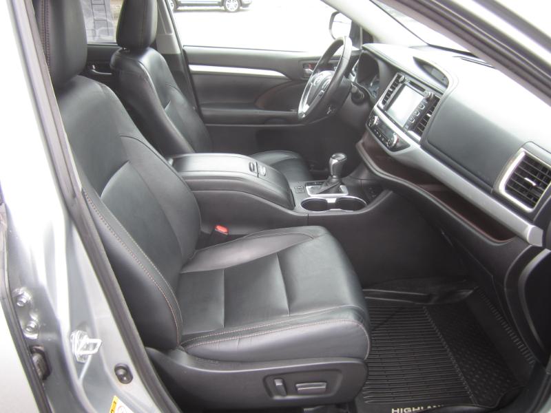 Toyota Highlander XLE AWD V6 2018