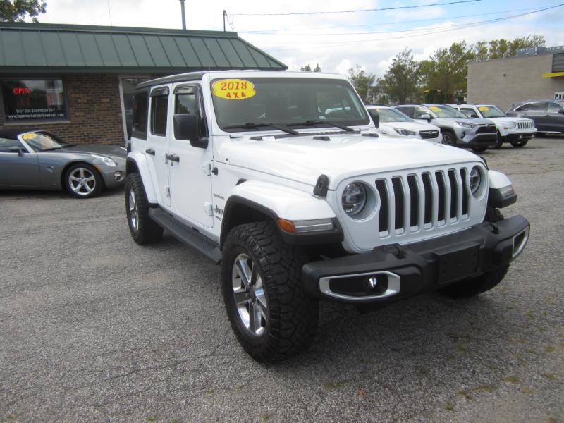 2018 Jeep Wrangler Unlimited Sahara photo 2