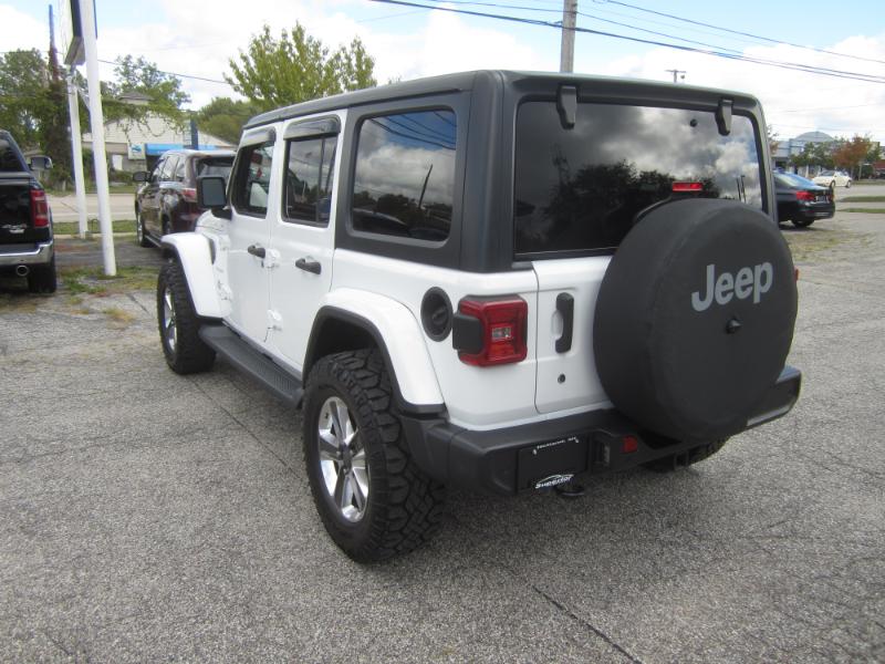 2018 Jeep Wrangler Unlimited Sahara photo 6