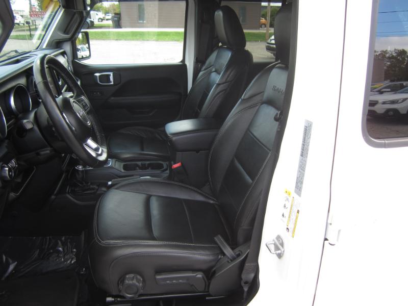 2018 Jeep Wrangler Unlimited Sahara photo 14