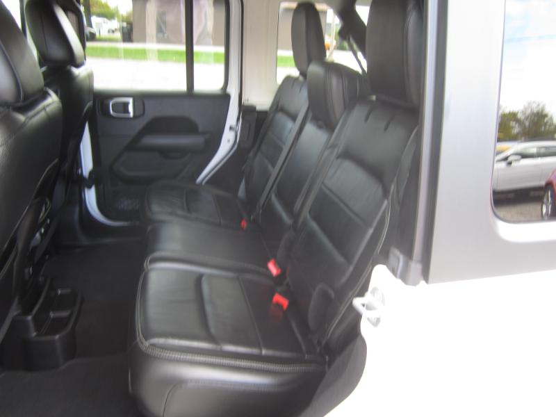 2018 Jeep Wrangler Unlimited Sahara photo 15