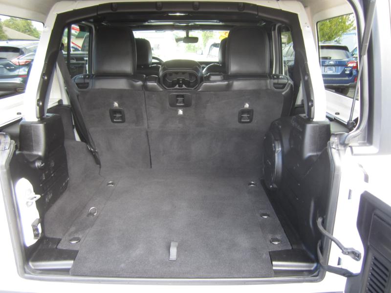 2018 Jeep Wrangler Unlimited Sahara photo 16