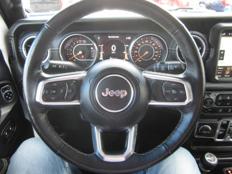 2018 Jeep Wrangler Unlimited Sahara photo 26