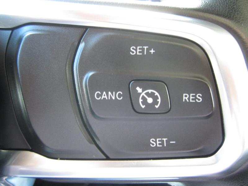 2018 Jeep Wrangler Unlimited Sahara photo 29