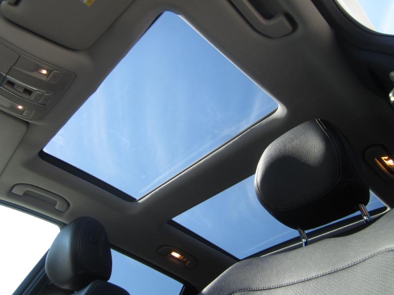 2014 Mercedes Benz ML 350 4MATIC photo 9
