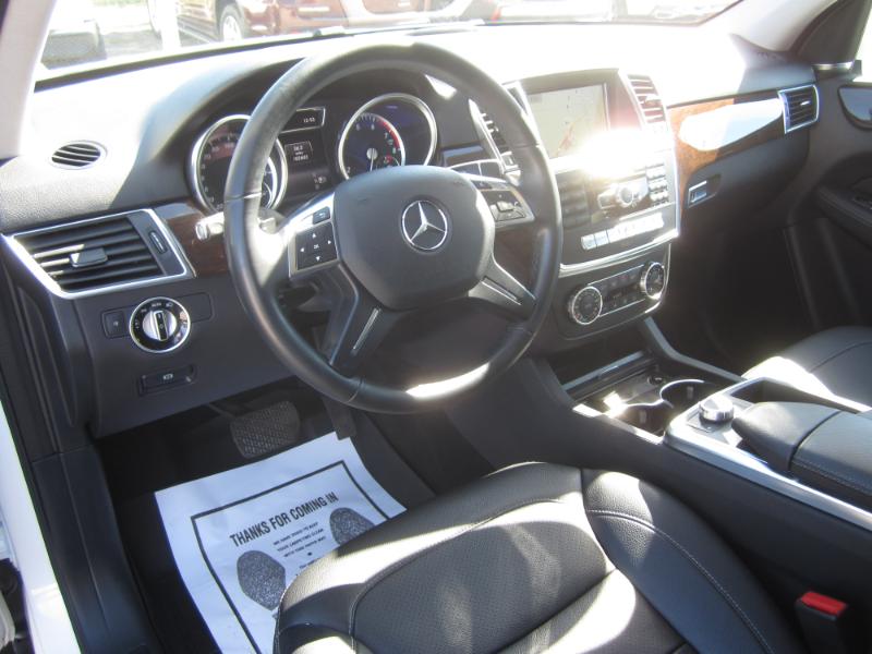 2014 Mercedes Benz ML 350 4MATIC photo 11