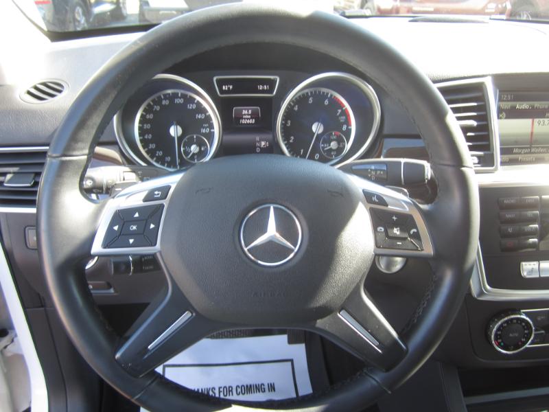 2014 Mercedes Benz ML 350 4MATIC photo 17