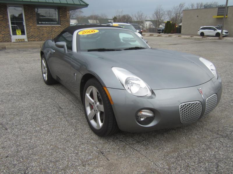 Pontiac Solstice 2dr Convertible 2006